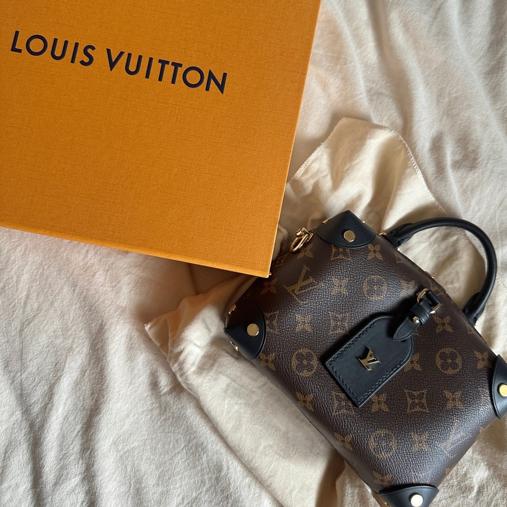 Louis Vuitton monogram petite malle souple